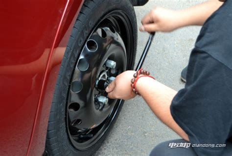 车轮胎一般多少年就需要换了？汽车轮胎什么时候需要换_车主指南