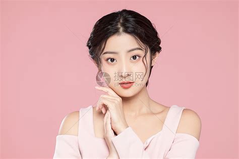 裸妆图片