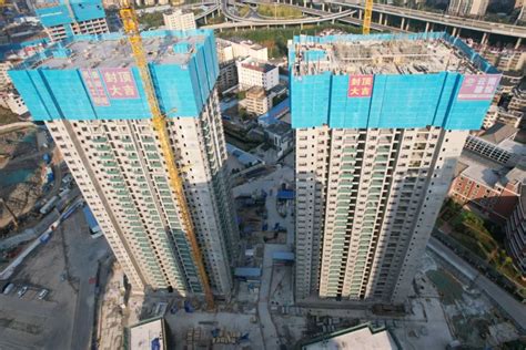 官渡区五里项目A20地块（尚雅园）回迁房主体结构全面封顶、云南建投资产运营有限公司