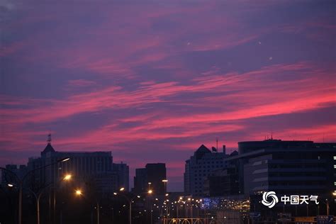 绝了！北京天空现“醉”美朝霞 令人惊叹-图片频道