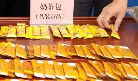青岛举办禁毒日宣传 新型毒品现场展示(组图) - 青岛新闻网