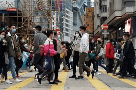 香港防疫：进一步放宽社交距离