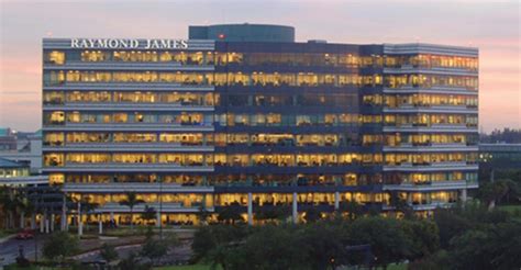 What’s Keeping Rookies at Raymond James? | Wealth Management