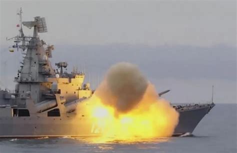 早早弃舰，大量导弹打击乌克兰城市，“莫斯科”号真是事故沉没？