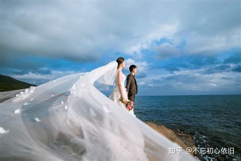 北京婚纱摄影；如何挑选适合自己的婚纱照服装-搜狐