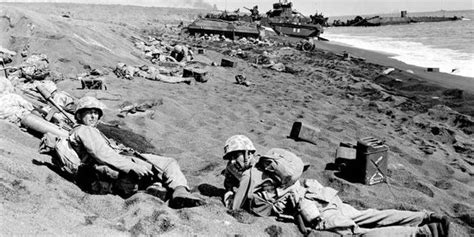 硫磺岛战役成为美军之痛，为何岛上的日军这么厉害？_手机新浪网