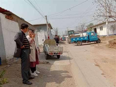 河南沁阳：检察官乡村送法护民安-人民图片网