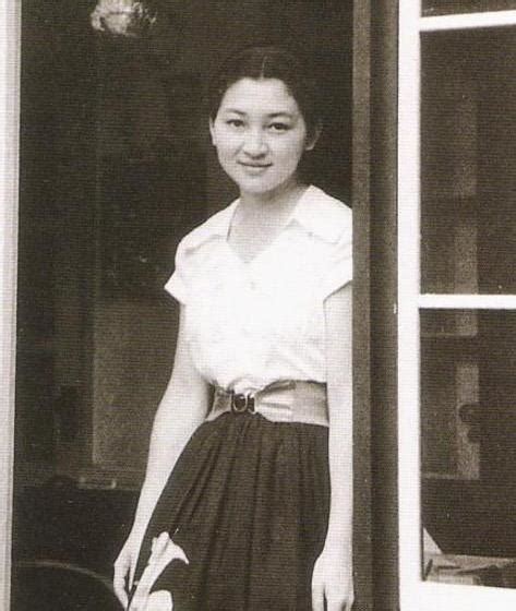 【图】美智子年轻照片惊艳了时光竟然那么美！ 日本皇后往事大揭秘_日韩星闻_明星-超级明星