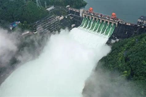 大雨暴雨继续！长江流域共76条河流发生洪水