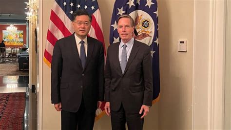 中美大使北京会晤 两人都在推特上发了合照_凤凰网视频_凤凰网