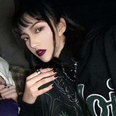 非主流超拽美女头像高清