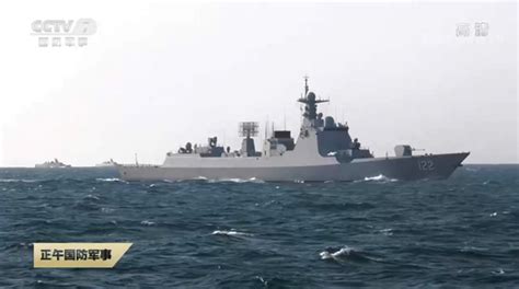南部战区海军多艘补给舰与052DL型导弹驱逐舰“湛江”舰、海军航……