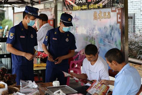 国庆假期，郴州消防在“半条被子”故事发生地表达爱意-新闻内容-湖南省消防救援总队