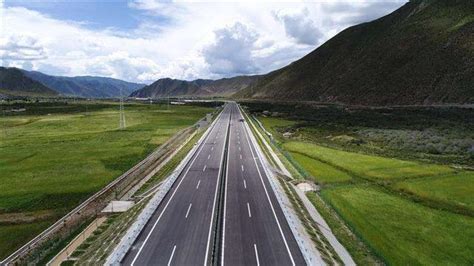 西藏林芝派墨公路主体工程完工，全长67.22公里，沿途风光绝美。通车后，将对沿线经济起到怎样的作用？ - 知乎