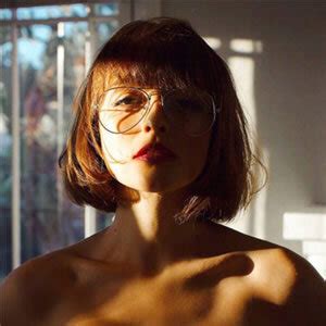 狂野温柔头像女生