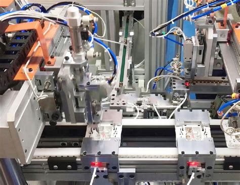 自动化生产线_非标工厂工业自动化设备_机器人应用_上下料装配检测_桁架|直角座标机械手