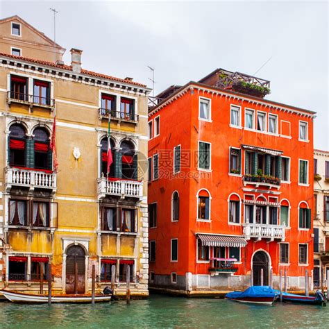 威尼斯意大利运河上空的老房子高清图片下载-正版图片307051512-摄图网