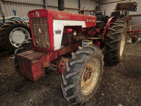International 634 - United Kingdom - Tractor picture #879258