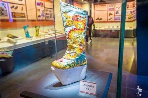 安徽宿州有一座古鞋博物馆，藏有众多造型各异的鞋，让人大开眼界_落榜进士_新浪博客