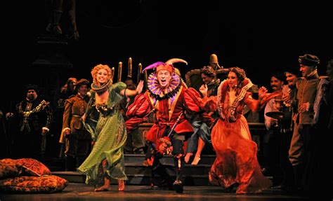 Após 35 anos, "O Fantasma da Ópera" encerra temporada na Broadway - A ...