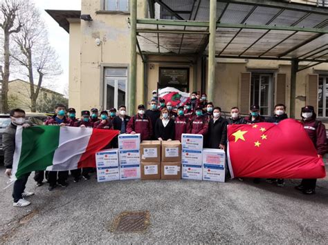 中国向意大利派出第三批抗疫医疗专家组
