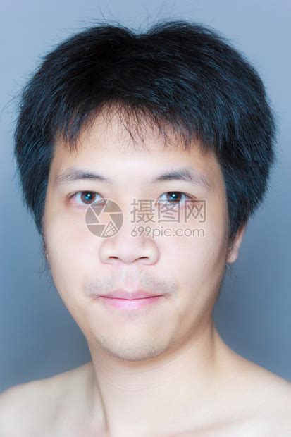 聪明的男一个亚洲人的肖像头部中商业高清图片下载-正版图片307537312-摄图网