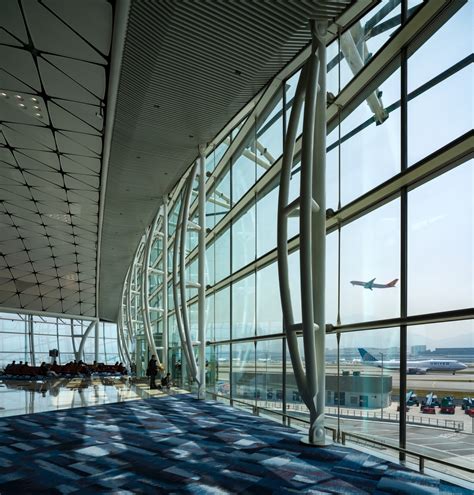 香港国际机场中场客运廊全面投入运营 – 项目简介 ARCHINA 资讯