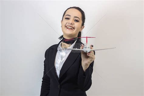 温柔的空姐头像女生