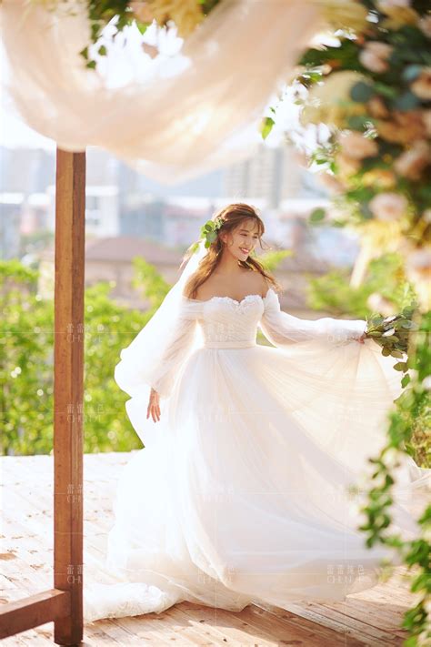 唯美新娘婚纱图片