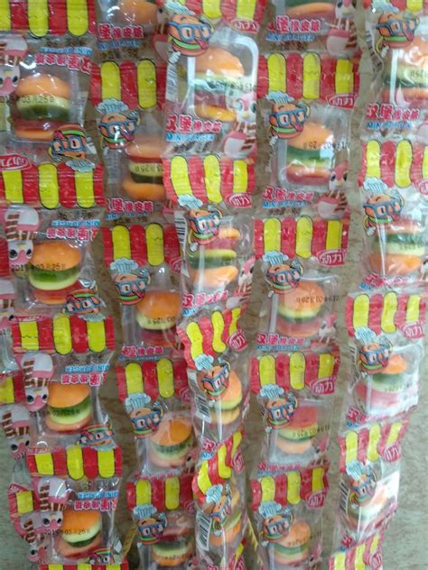 金稻谷超级飞侠100g汉堡糖软糖袋装橡皮糖儿童零食小礼物糖果批发-阿里巴巴