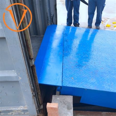 液压叉车6吨8集装箱装卸平台电动升降月台高度调节固定液压登车桥-阿里巴巴