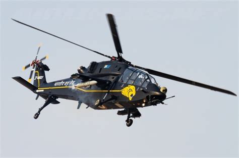 瞄准高原作战，印度国产武装直升机LCH性能如何？