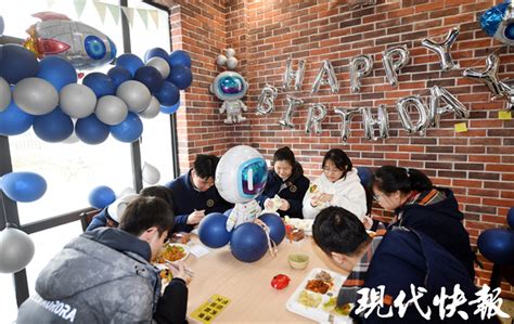 遇见十八岁！南京一中为学生过生日仪式感满满-现代快报网