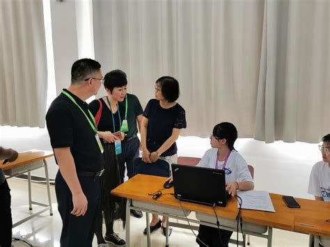 教育部“互联网+中国制造2025”项目组到校考察交流-贺州学院产教融合与创新创业中心