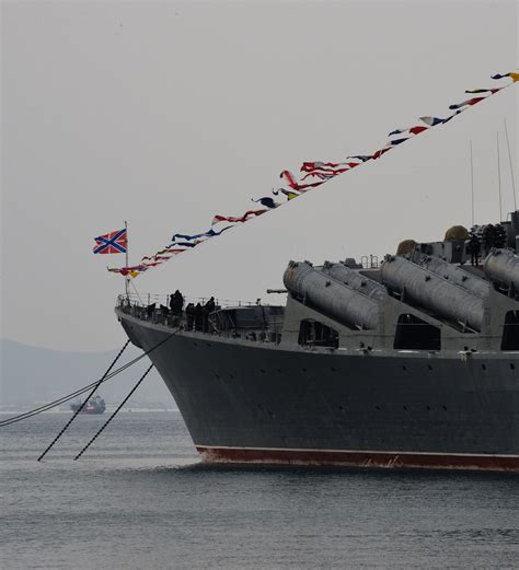 俄“瓦良格”号导弹巡洋舰与新加坡海军护卫舰举行联合演习 - 2017年5月13日, 俄罗斯卫星通讯社