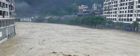 连续31天发布暴雨预警 今年中国洪涝灾害为何偏重？_湖北频道_凤凰网