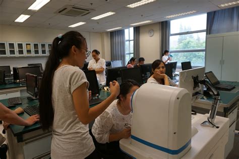 中医四诊仪在基础教学中的应用_案例展示_重庆宗脉医疗科技有限公司