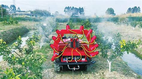 这台农机从容应对 第04版:科技 20230717期 四川农村日报