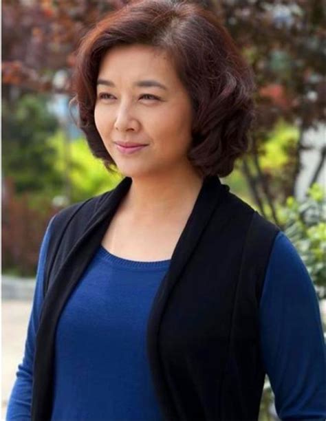 54岁江珊现任丈夫近照，比前任靳东还帅，是熟悉的演员__财经头条
