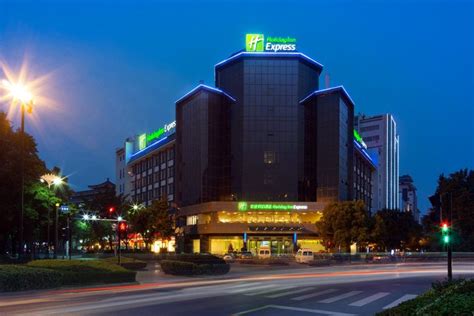 扬州酒店预定-2023扬州酒店预定价格-旅游住宿攻略-宾馆，网红-去哪儿攻略