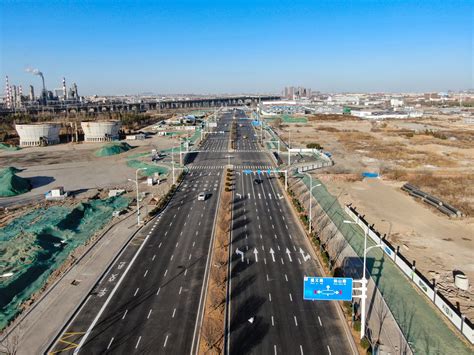 安顺经开区加快推进机场路（西航路至黄果树大街）道路项目建设-新华网