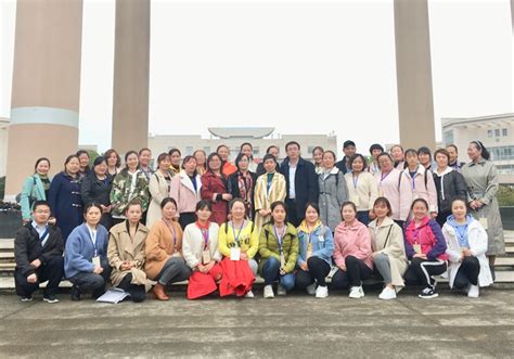 阿拉尔市培训班学员与学前专业教师座谈-台州学院