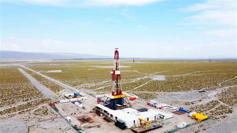 新疆石油在新疆生产建设兵团建成首座LNG站点_中国石化网络视频