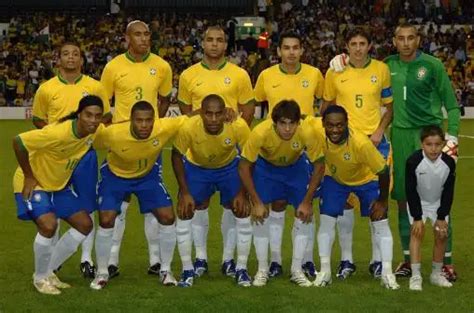 足球五星巴西国家队logo-壁纸高清
