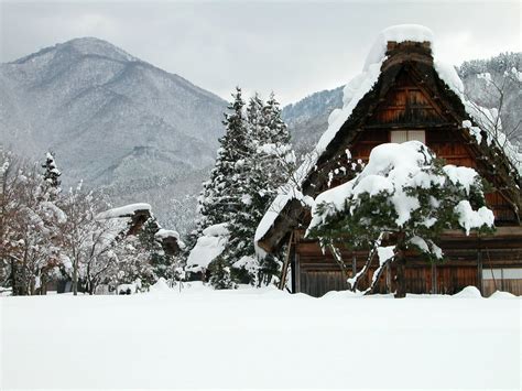 雪中的小屋11813_冬雪系列_风景风光类_图库壁纸_68Design