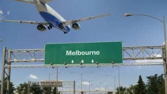 澳航A380超强阵风中降落墨尔本，大胖子的魅力_腾讯视频