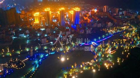 江西泰和：生态景观河夜景绚丽-人民图片网