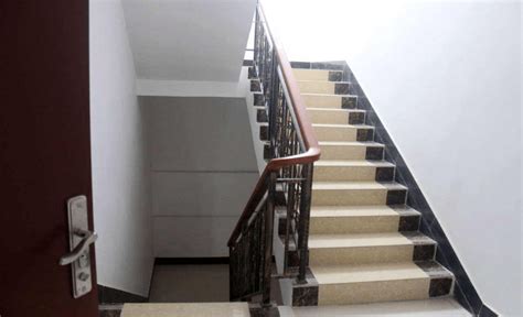 厂家承揽户外钢架楼梯 多层消防楼梯应急楼梯 疏散楼梯-阿里巴巴