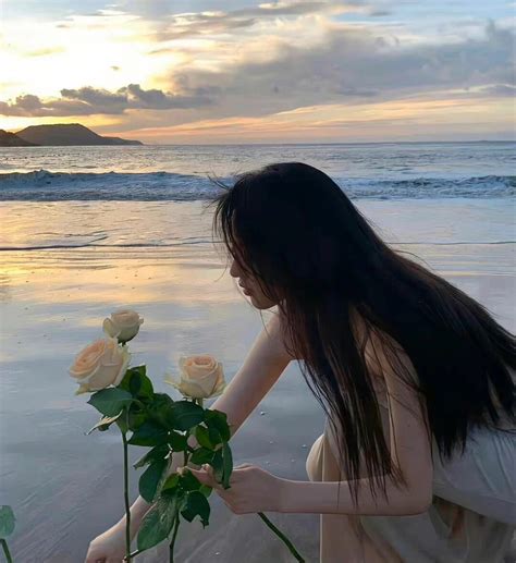 女生头像真人温柔河边