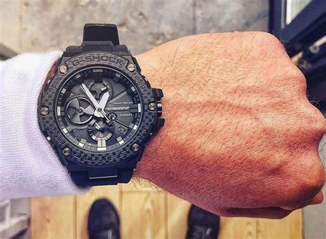 卡西欧G-SHOCK手表上手体验，30岁戴这款是不是很丢人？